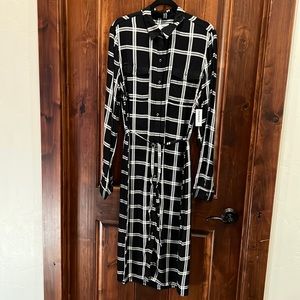 NWT Old Navy Size Large Tall Black Plaid Dress